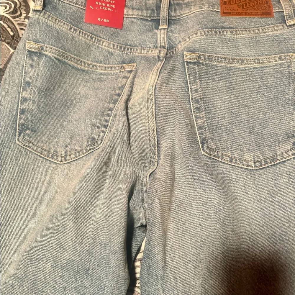 Lucky Brand Crop Rhinestone Jeans - Picture 4 of 6